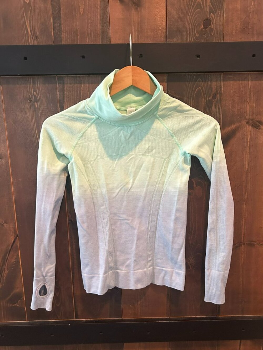 Ivivva Long Sleeve Turtleneck Shirt Ombré Girls Size 8